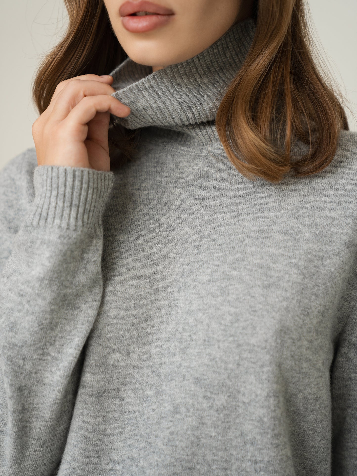 Merino Wool & Cashmere Turtleneck, Grey