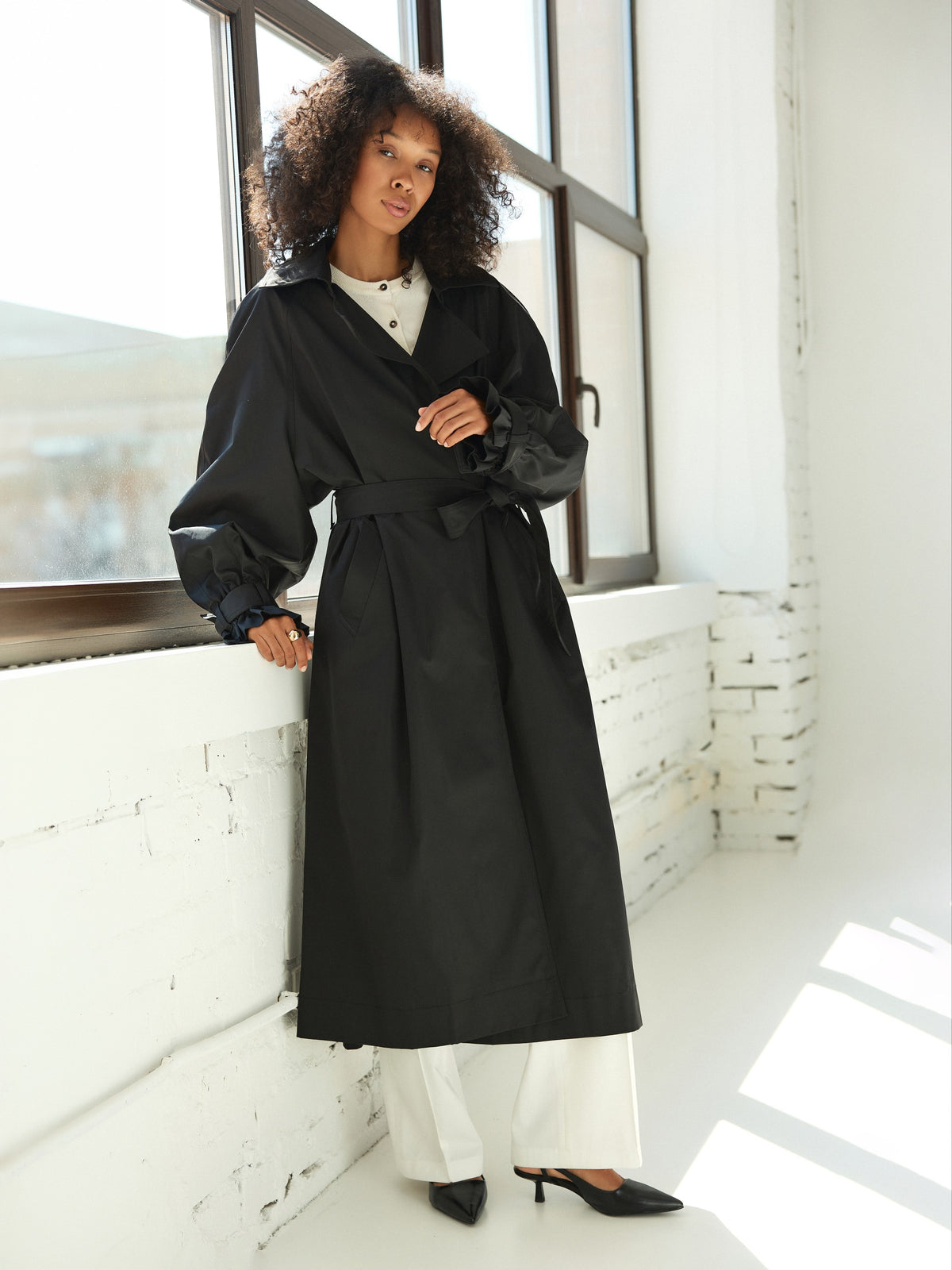 CHÉLIE long black oversized trench coat