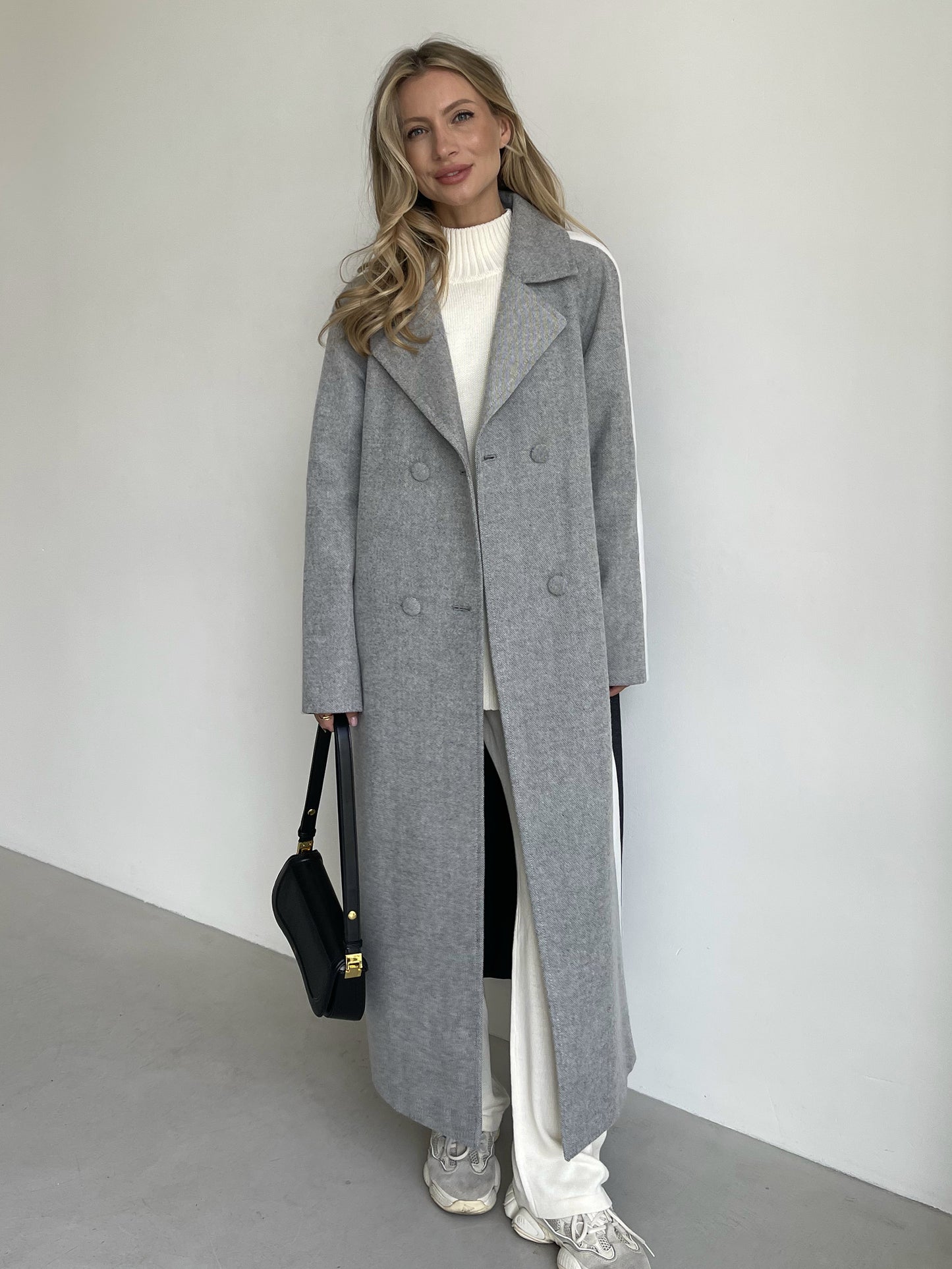 Three-color Wool Maxi Coat 7